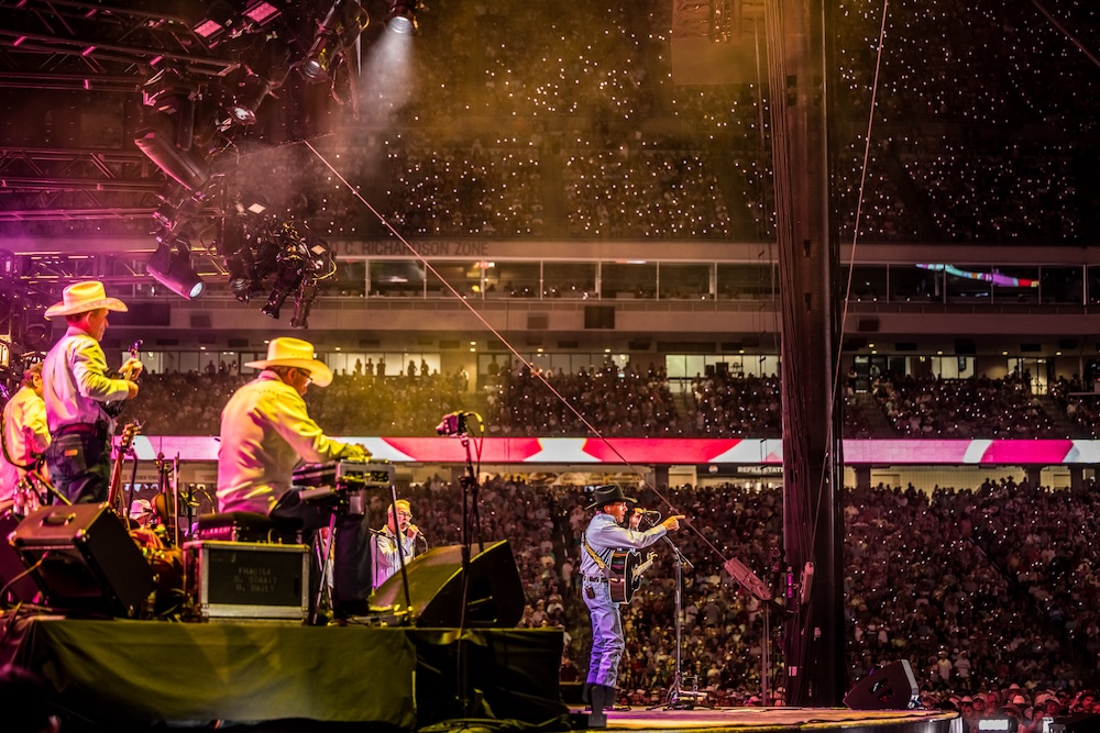 Monitors for Strait and his 11-member band are mixed on an Allen & Heath dLive S5000 surface. Photo: Alive Coverage/Messina Touring Group.