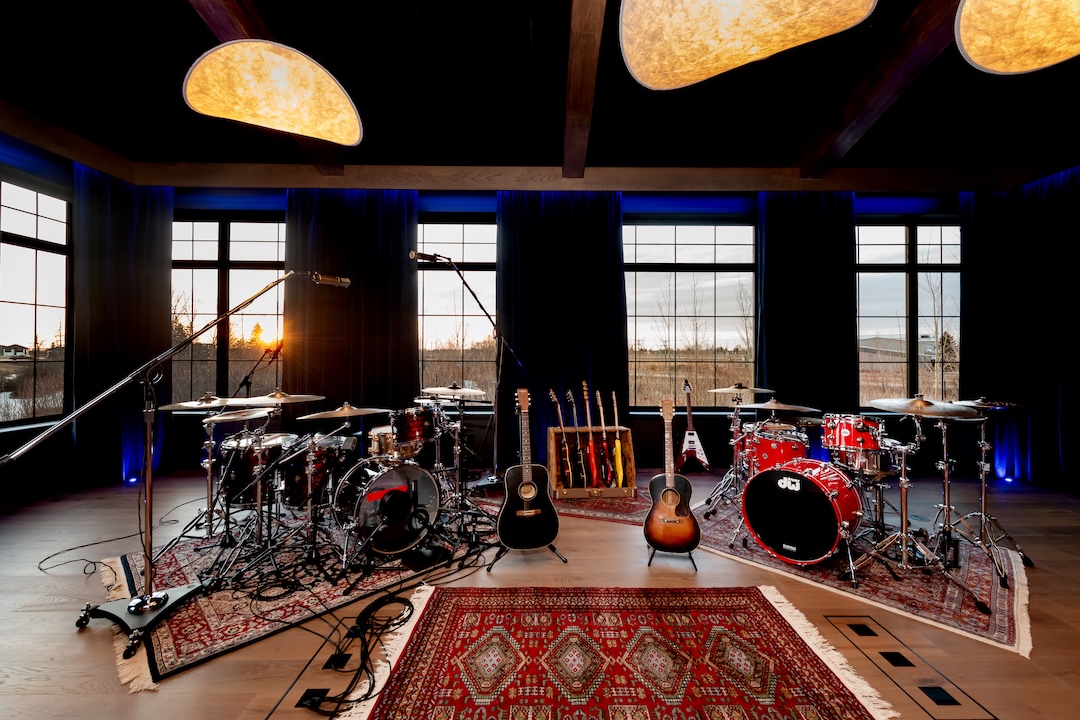 Liam Hopkins Studio | Saskatoon, Canada